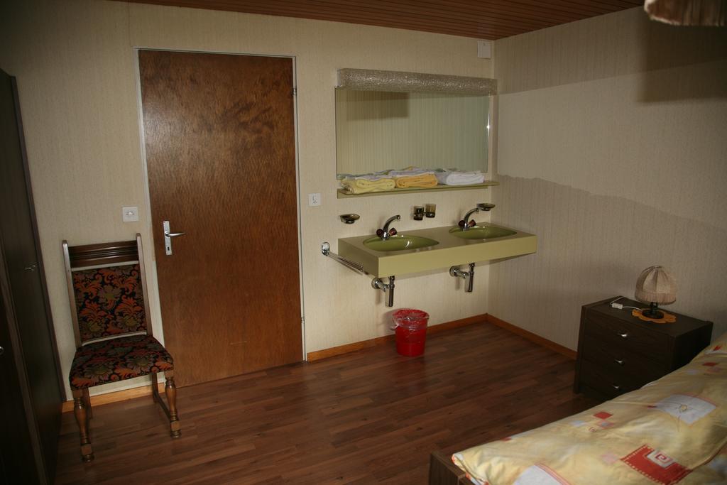 Backpackers Gasthaus Post Виллизау Экстерьер фото